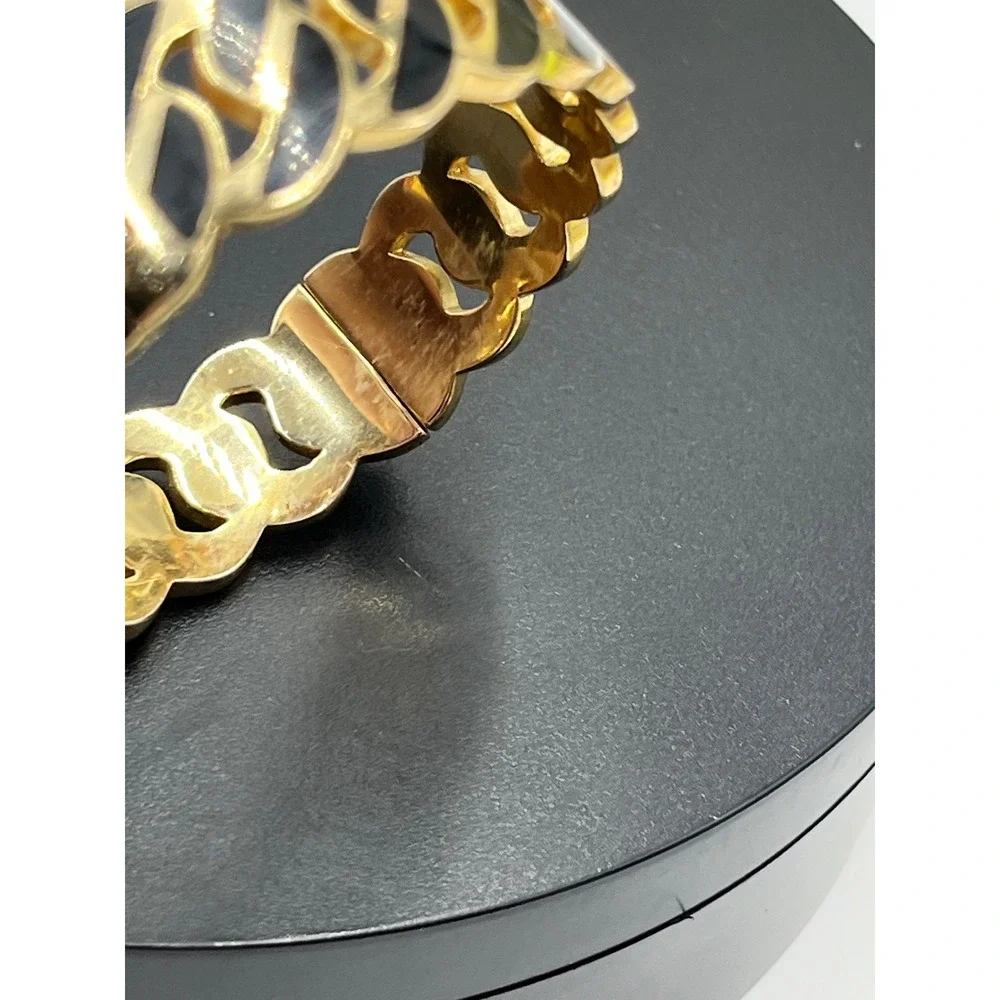Henri Bendel Black Enamel Gold Tone Curb Chain Hinged Bangle Bracelet Clasp